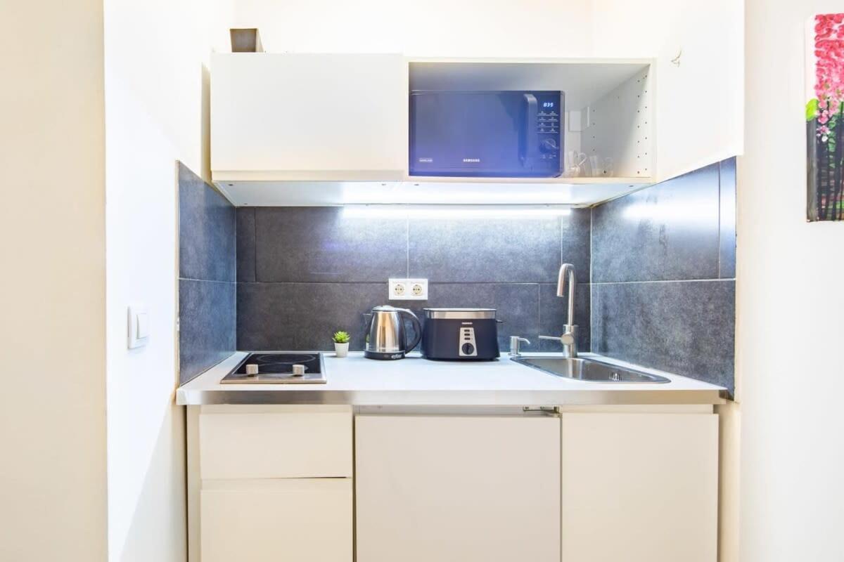 Central Room For Solo Traveller بودابست المظهر الخارجي الصورة