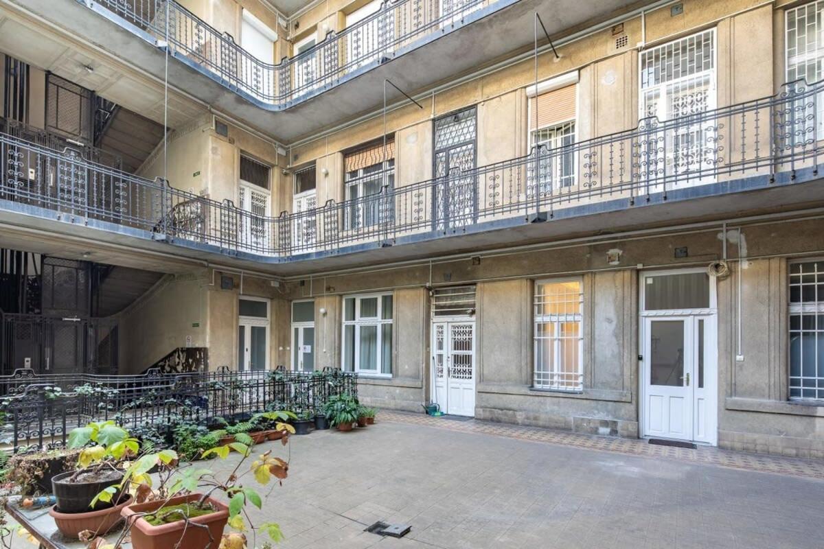 Central Room For Solo Traveller بودابست المظهر الخارجي الصورة